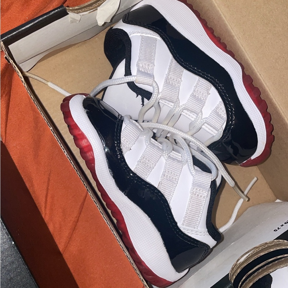Jordan Retro 11’s